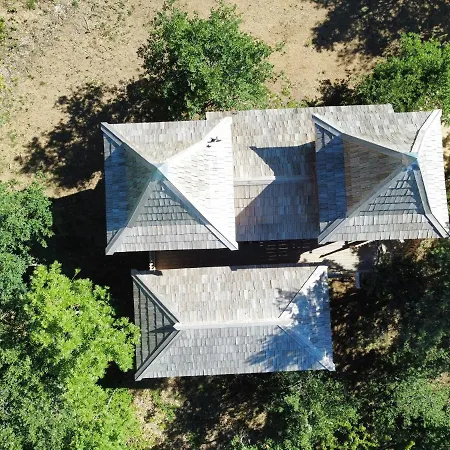 Кемпинг Chateau Dans Les Arbres Avec Privatif- Messilhac Vieille-Brioude
